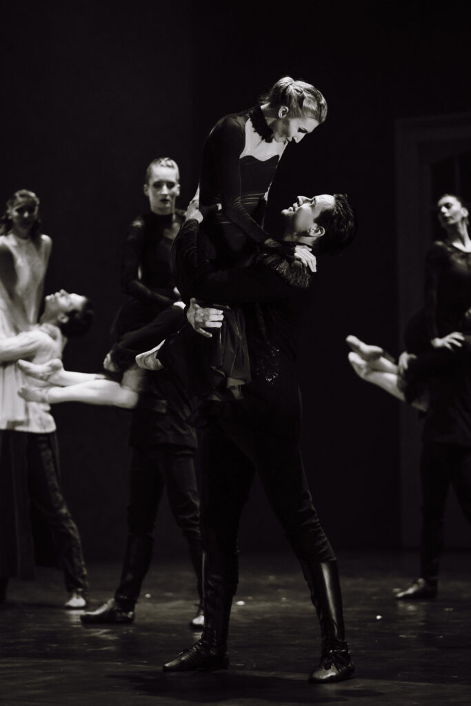 ANNA KARENINA den04173 2